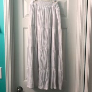 Ankle length white skirt